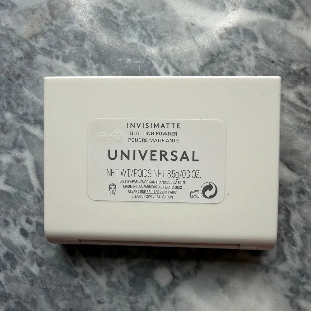 Fenty Beauty Invisimatte Blotting and Setting Powder Universal